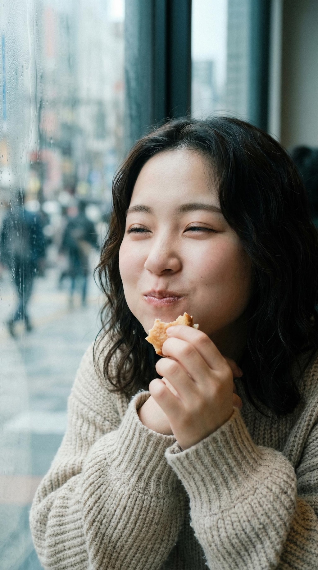 The Greedy Muse of the Cafe