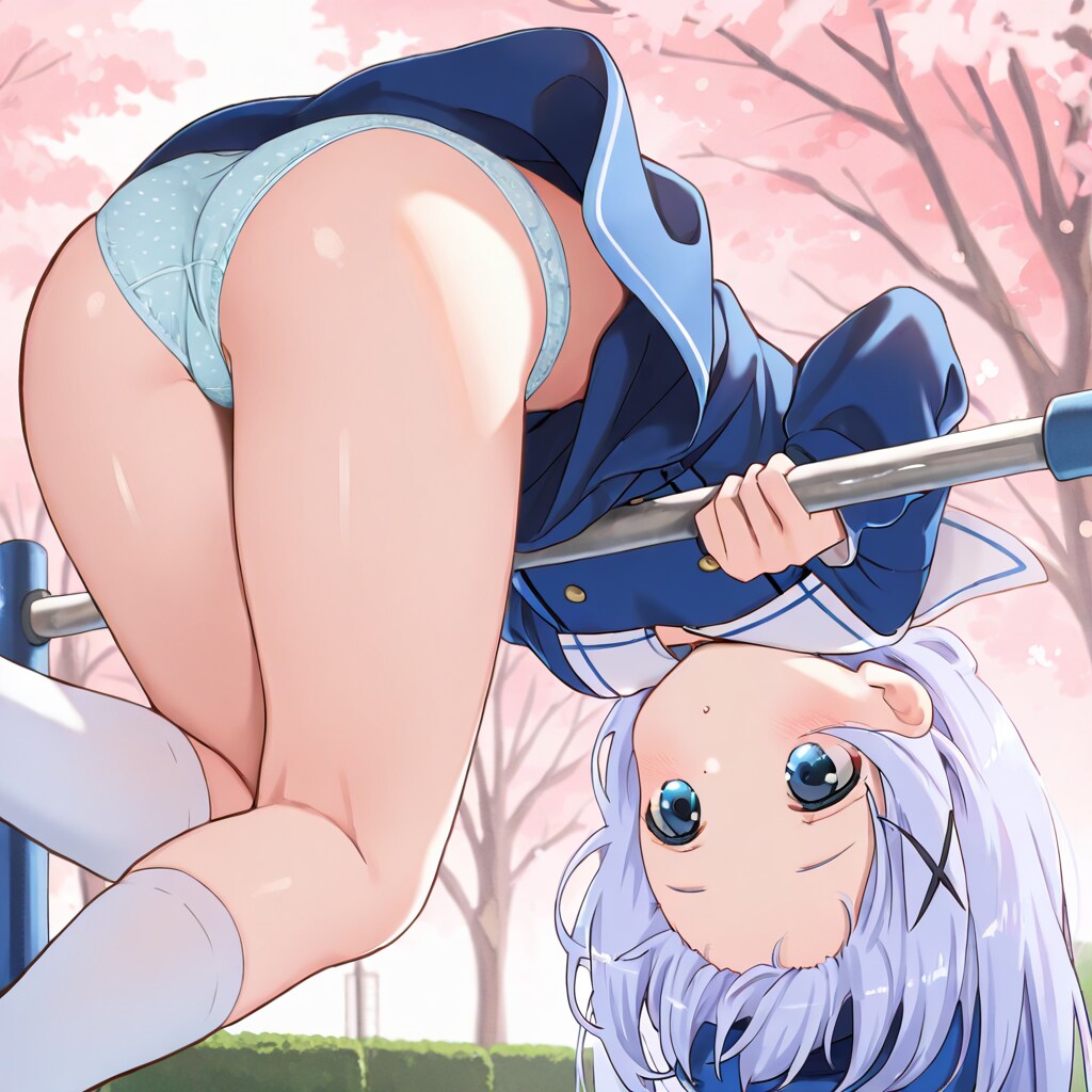 香風智乃が鉄棒で前回りして水玉パンツを露出する。