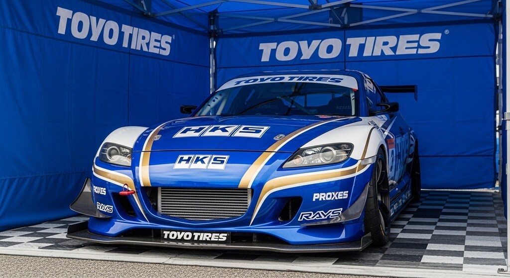 トーヨータイヤRX-8