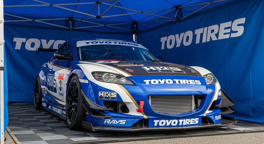 トーヨータイヤRX-8
