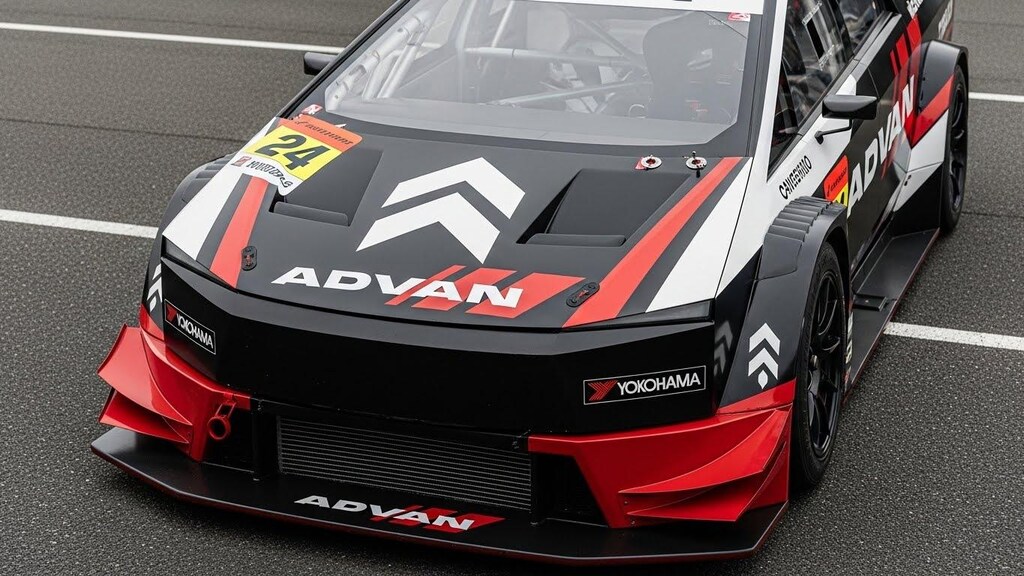 アドバンサイバートラック