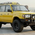 ランドクルーザーイエロータクシー 4枚目