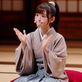 高座に上がる執事ちゃん 6枚目