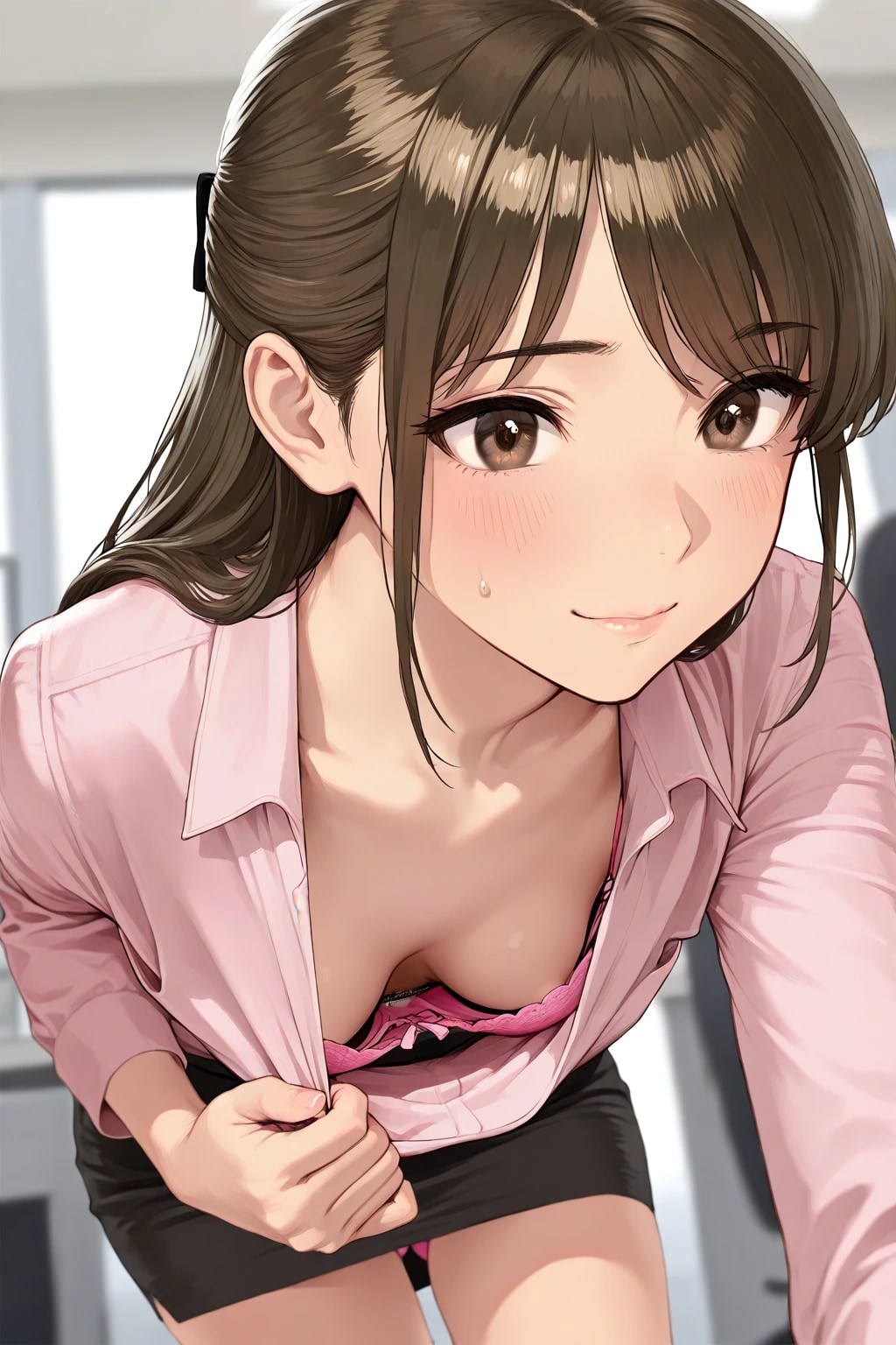 不意にブラ見せ