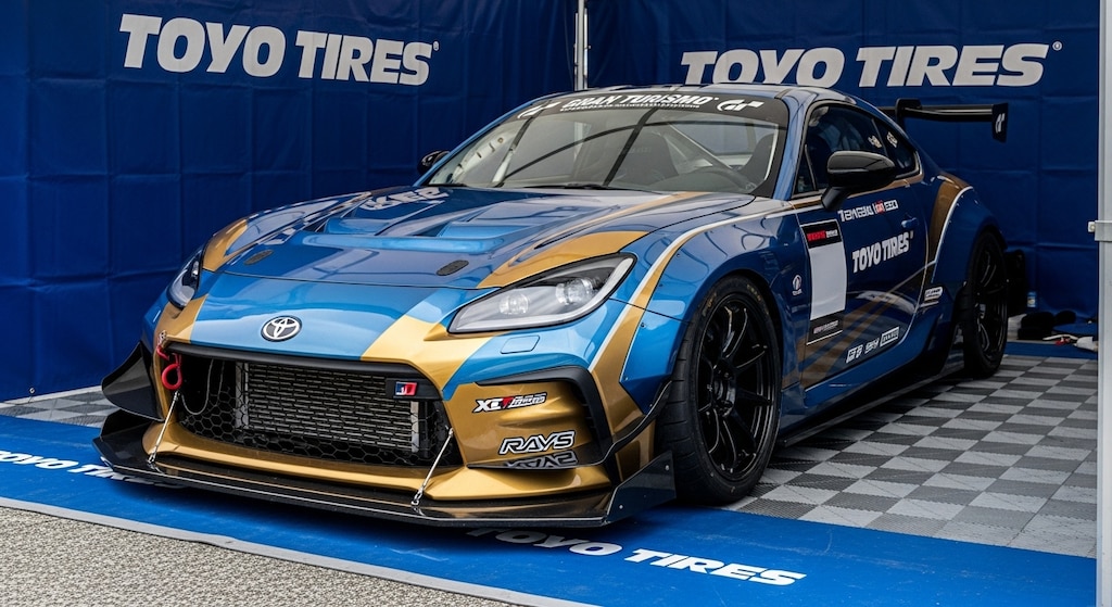 トーヨータイヤGR86