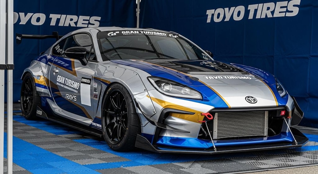 トーヨータイヤGR86