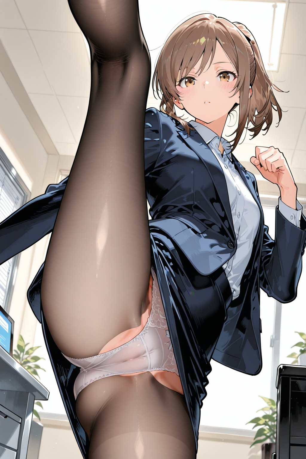 体の柔らかさが自慢のOL
