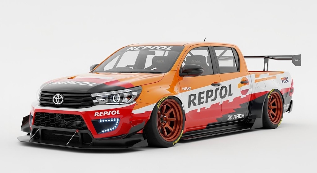 レプソルハイラックスレーシングカー