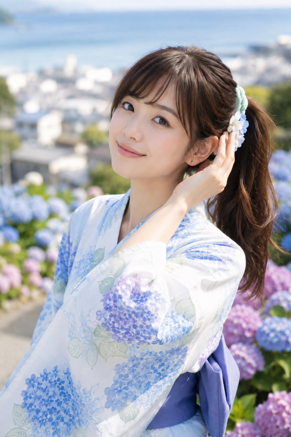 紫陽花坂を歩く、浴衣のはのん先生