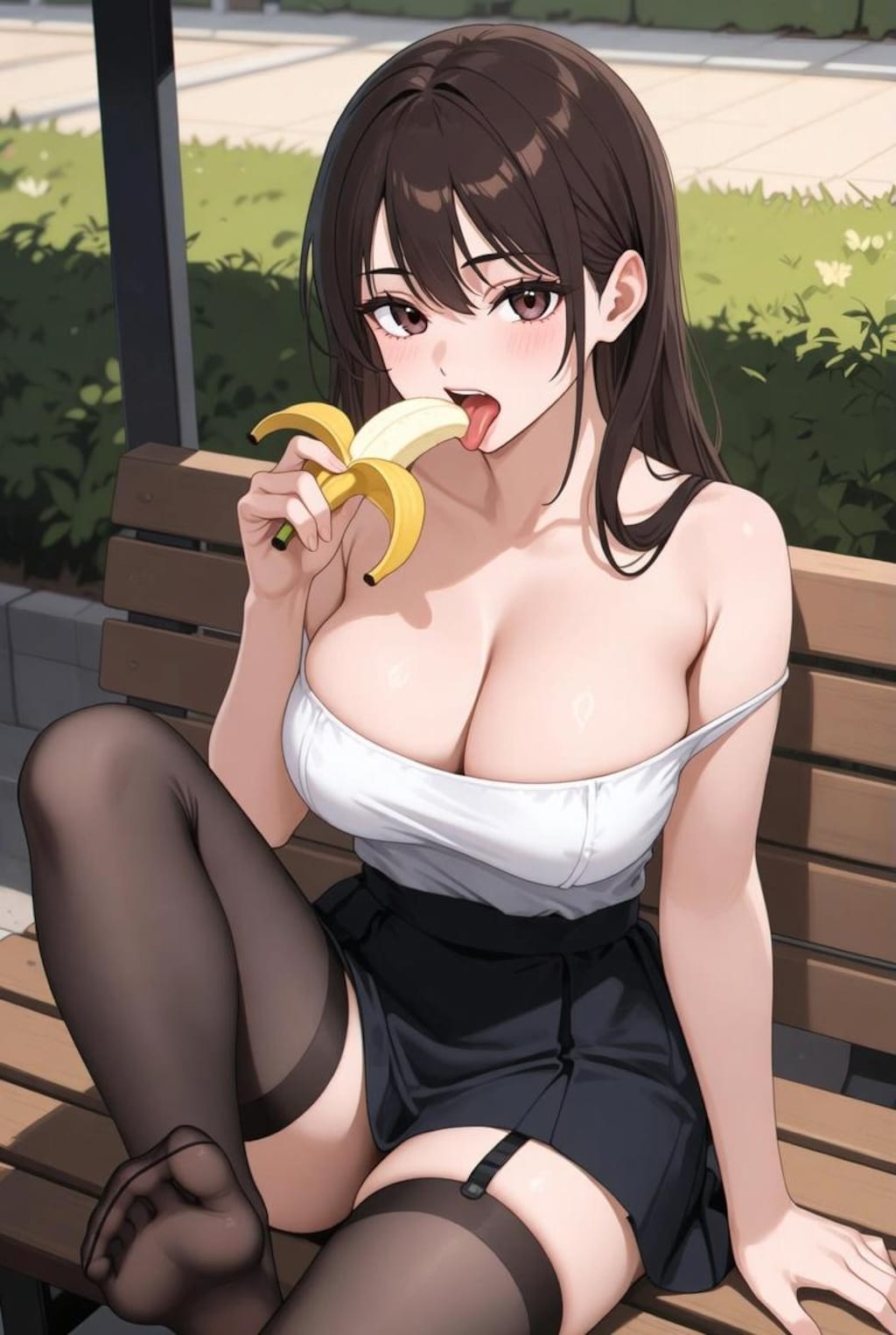 バナナを食べるお姉さん