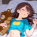 くまのぬいぐるみを抱いて寝る女の子 7枚目