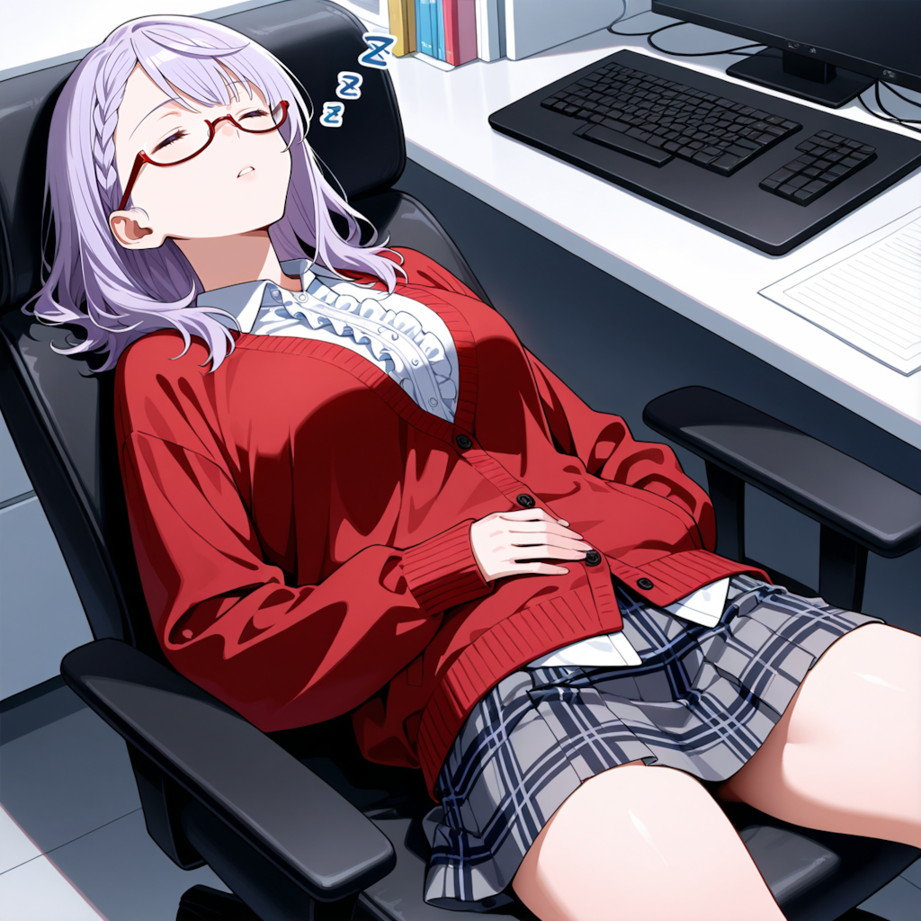 先輩！そんな恰好で寝てたら、パンツ見（え）ちゃいますよ！