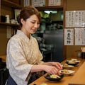 小料理屋の女將 2枚目