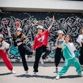 ウチら最強のダンスグループ 12枚目