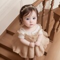going down the stairs 2枚目