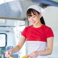 キッチンカーのクレープ屋さん 9枚目