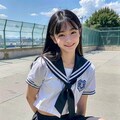 しゃがみセーラー服女子④ 11枚目