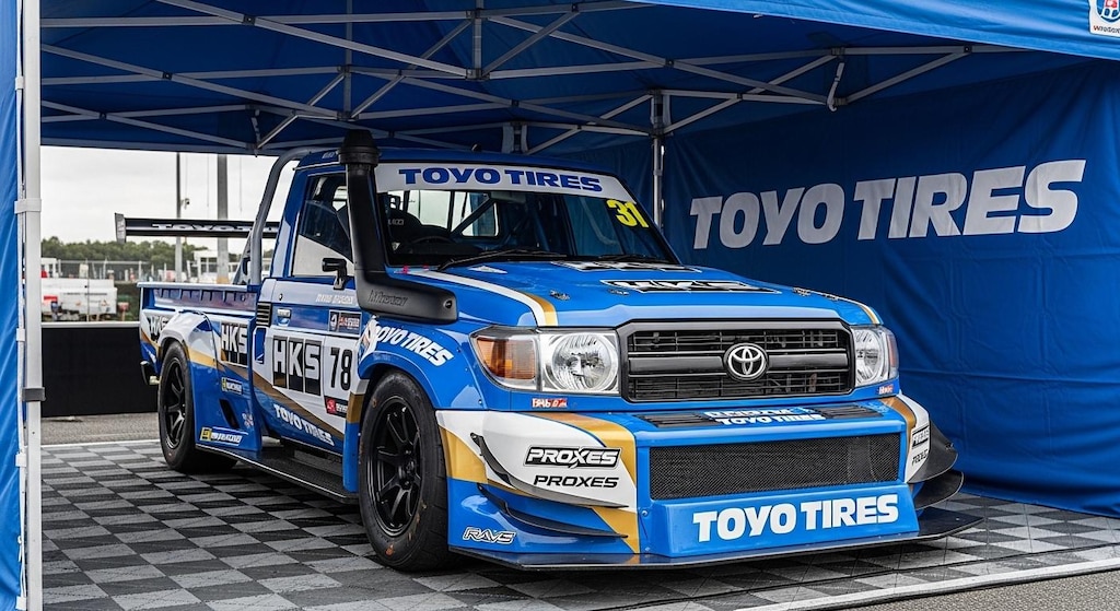 トーヨータイヤランクル70トラック