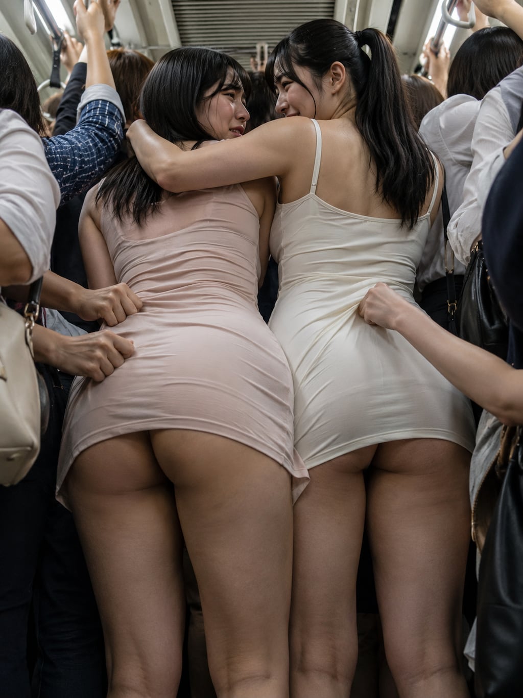 この人痴漢です！Pt.11（女性専用車両だから大丈夫だと思っていたのに）