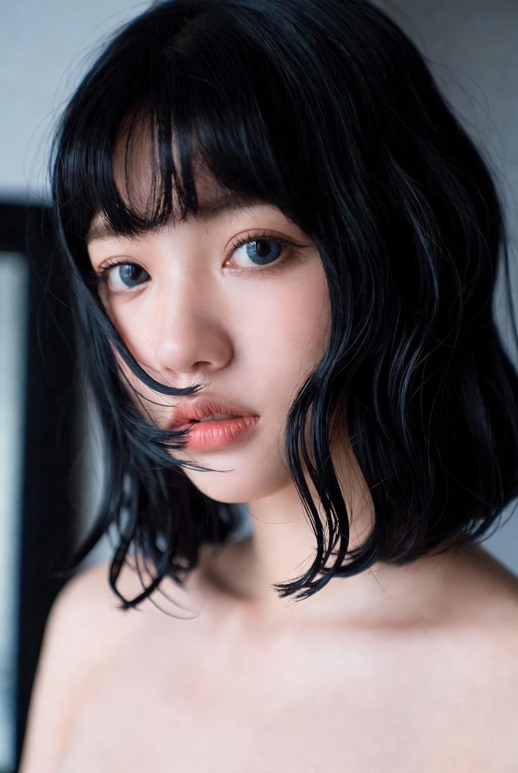 ボブカットの女子