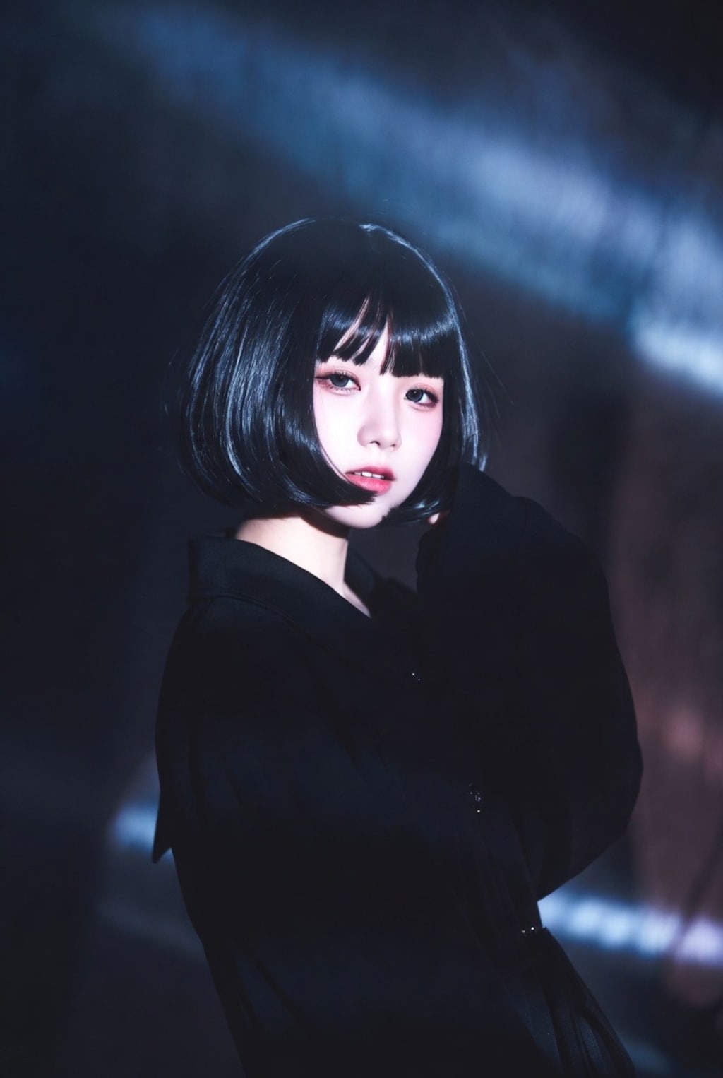 ボブカットの女子