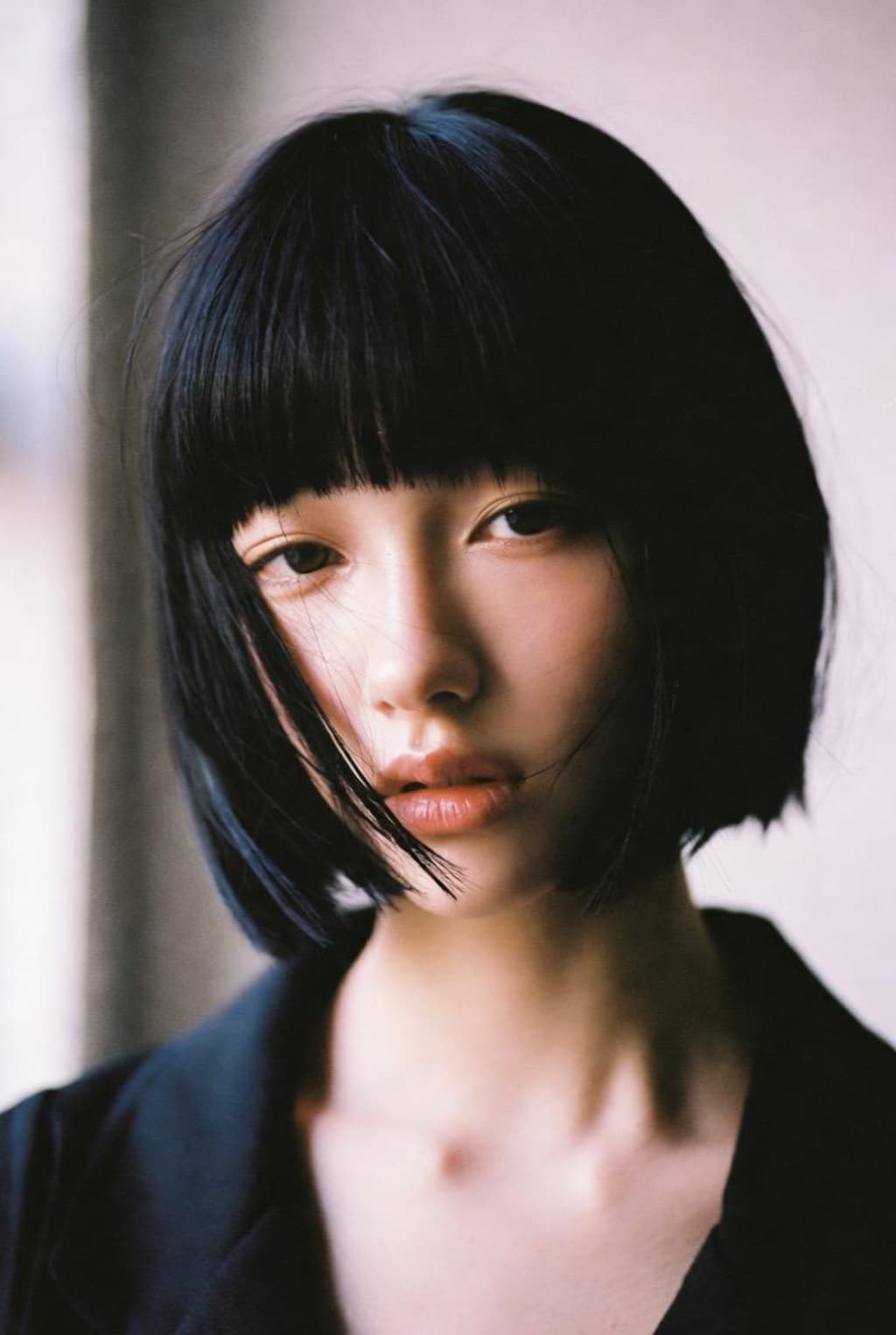 ボブカットの女子