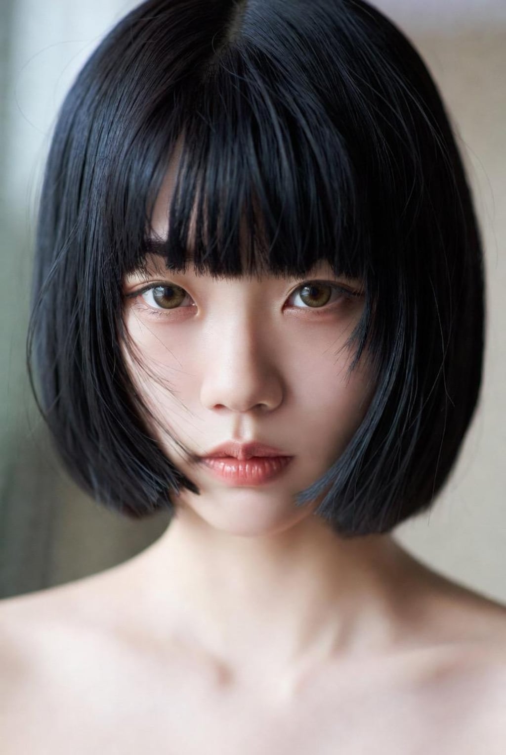 ボブカットの女子