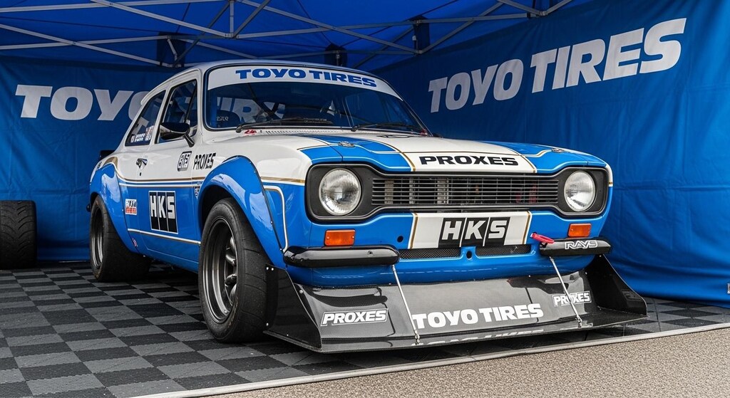 トーヨータイヤフォードエスコート