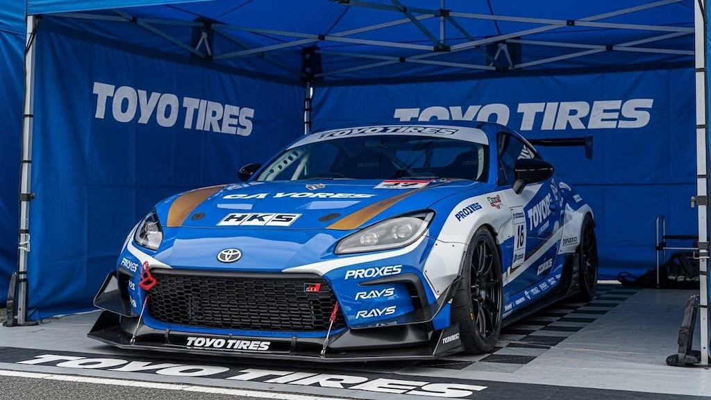 トーヨータイヤGR86