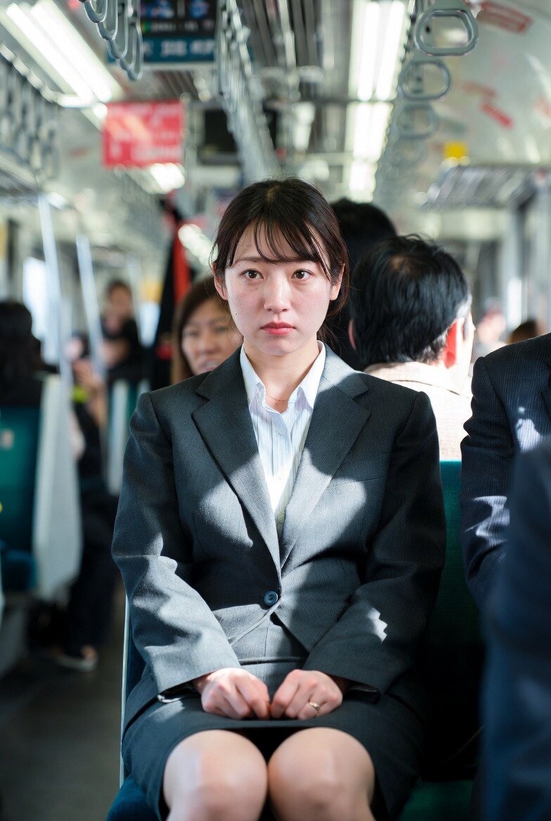 残業明けの熟れたOLの汗を吸い込んだ下着⑥