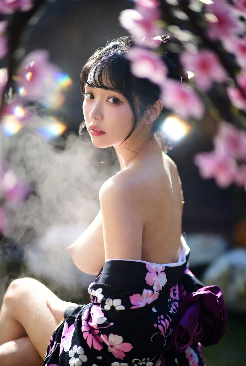 夜桜とおっぱい