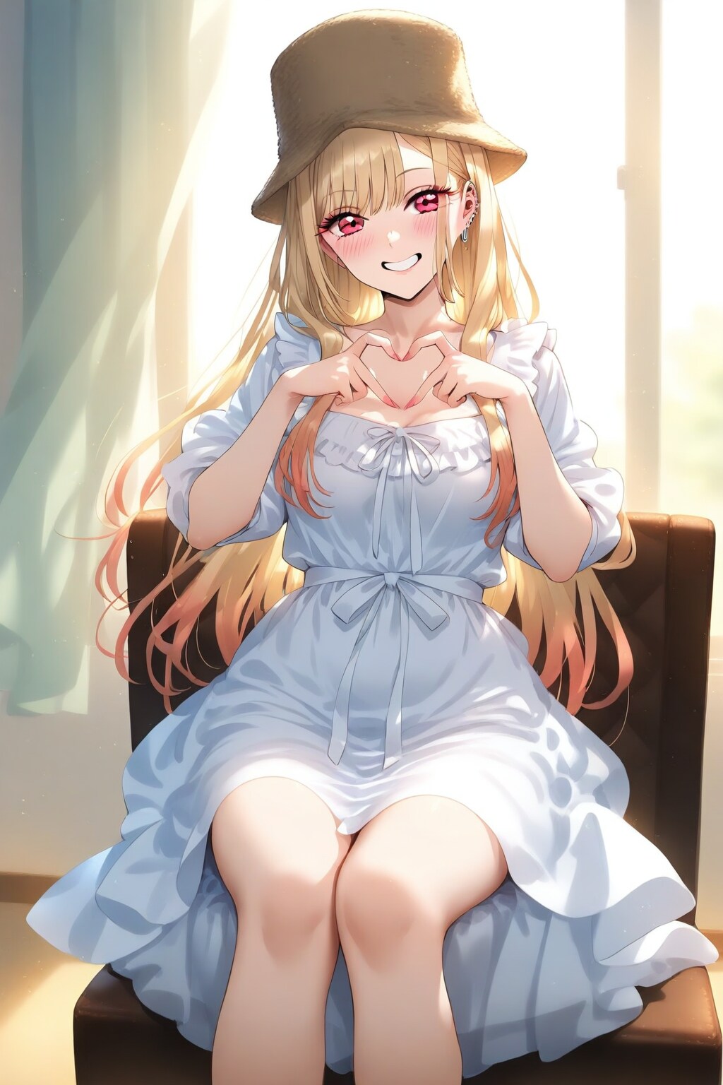 喜多川 海夢ちゃんの両手でハートマーク