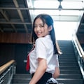 制服女子パンチラ 2枚目
