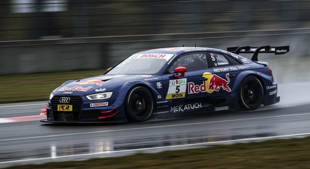 レッドブルアウディレーシングカー