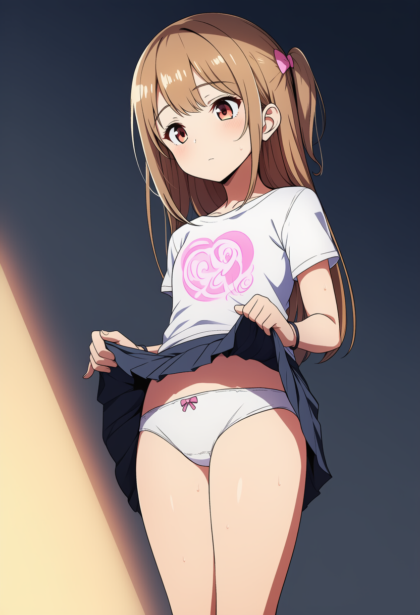 たくし上げ少女