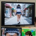 春めいた暖気の影響で、生脚JKが増える見込みです。 2枚目