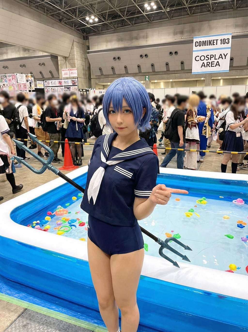 コスプレイヤー