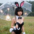 雨と傘とバニーガール 3枚目