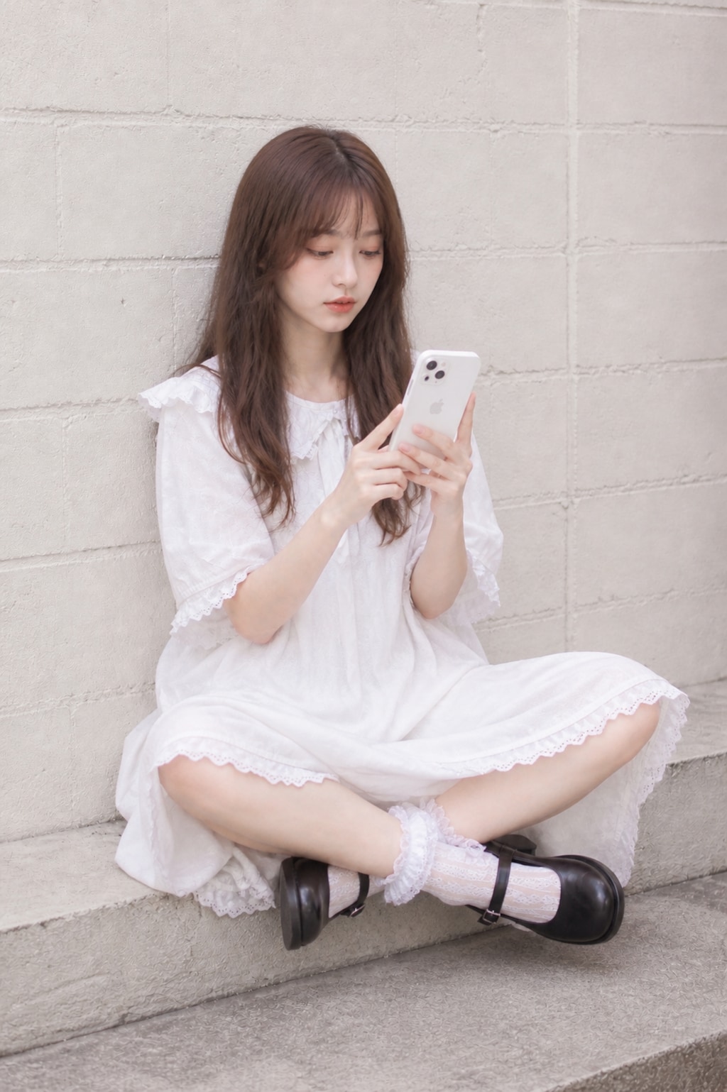 白ワンピの女の子