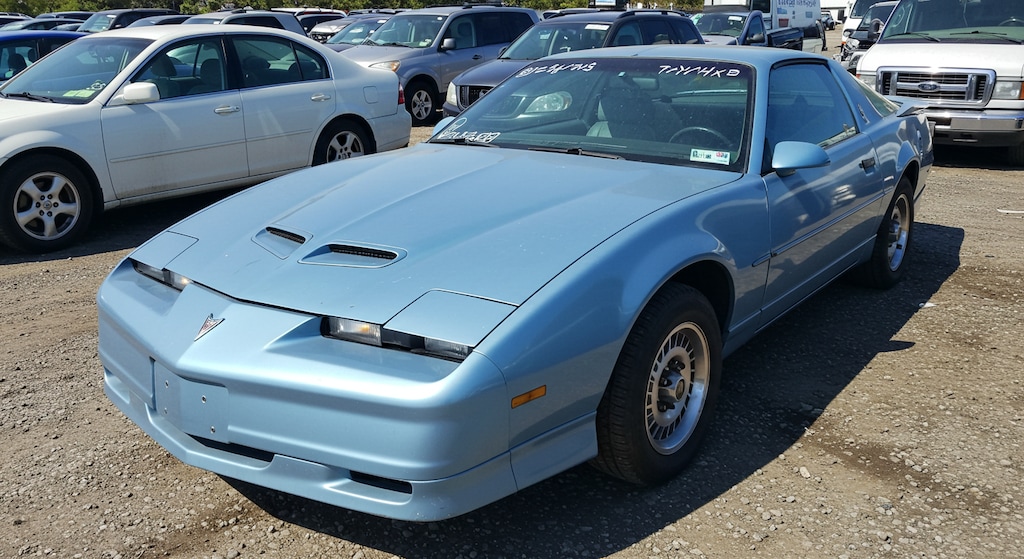 ポンティアックファイヤーバードトランザム