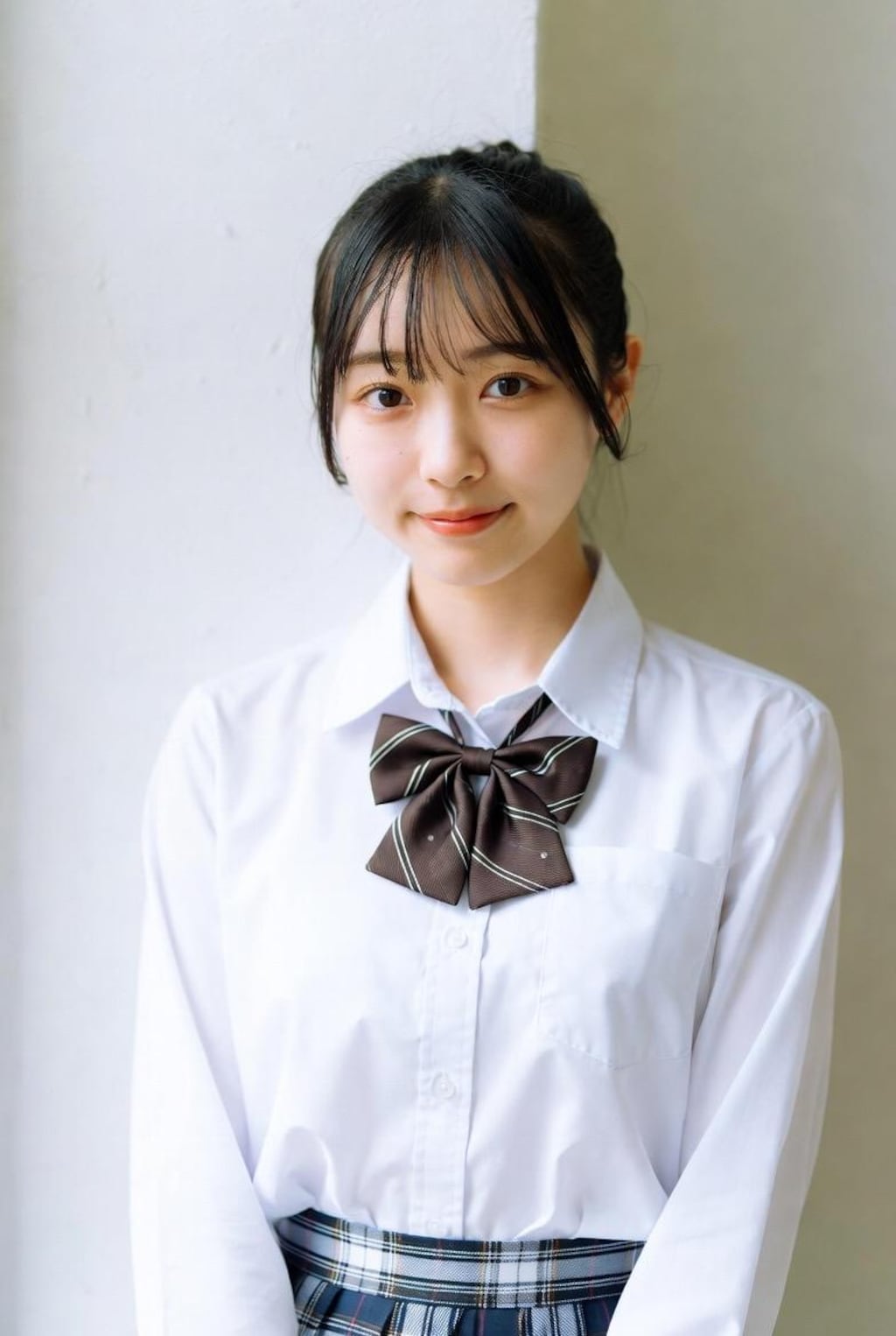 制服トップレス
