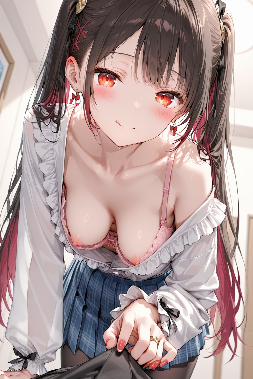 挑発的な胸チラ