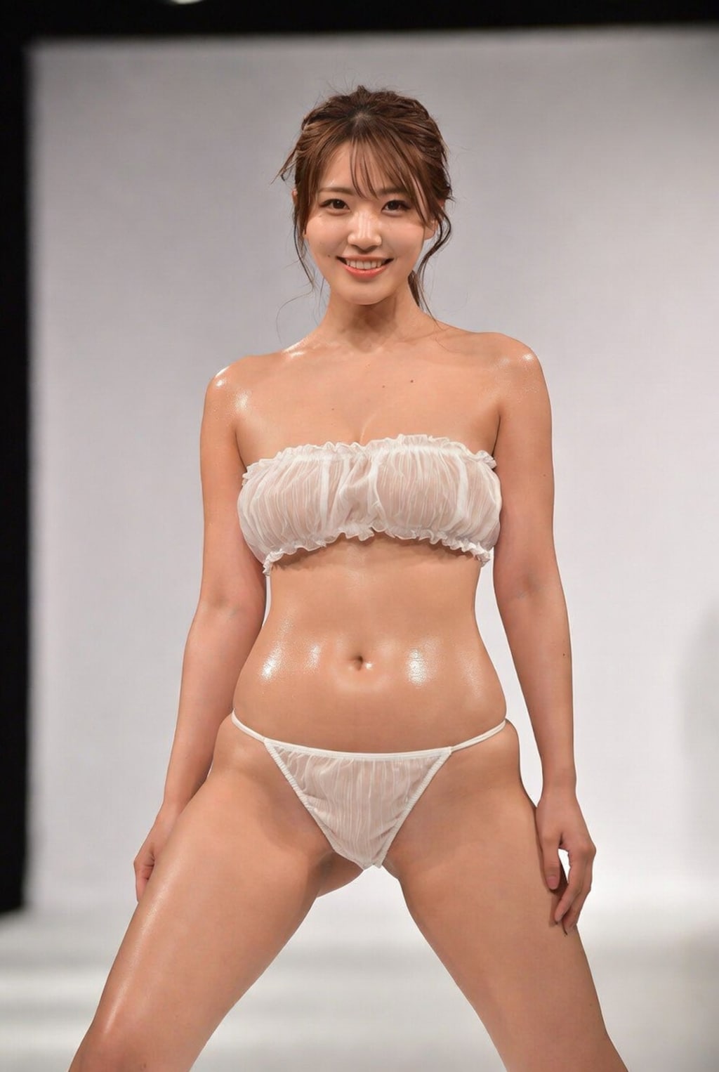 ファッションショー×チューブトップ