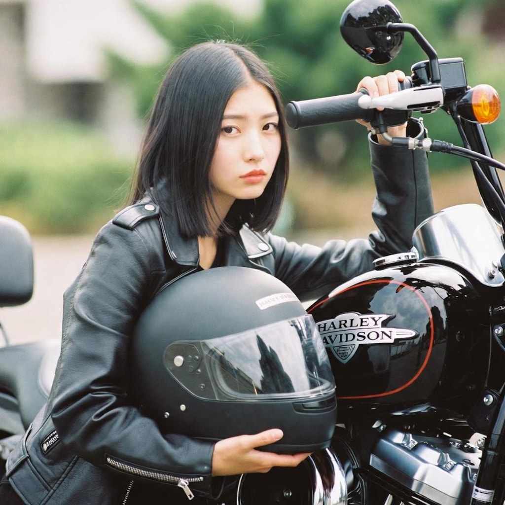 ハーレーの女