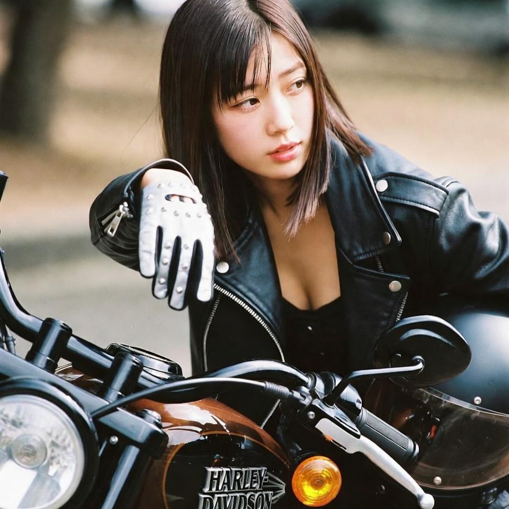 ハーレーの女