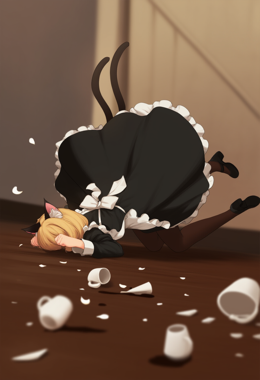 猫耳メイドの顔面着地