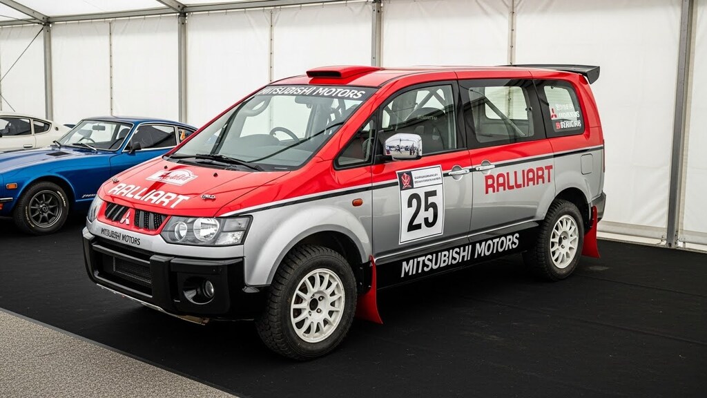 デリカラリーカー