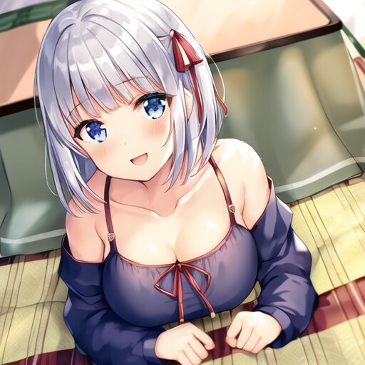 こたつではしゃぐ女の子