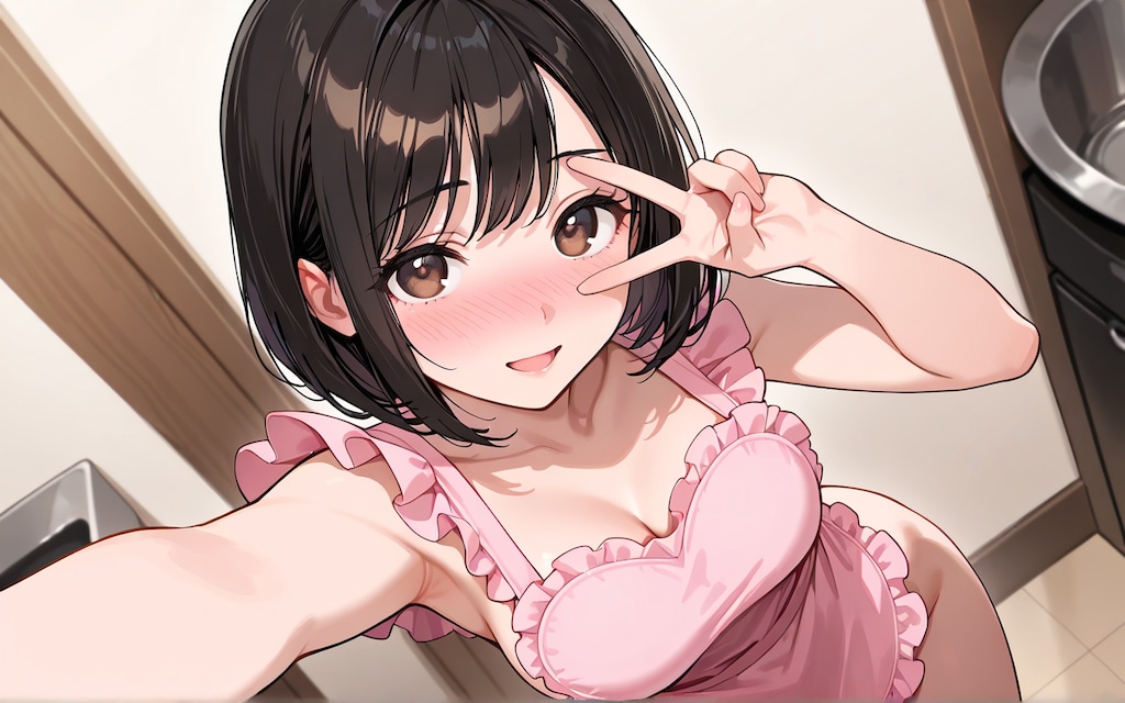 【今日の自撮り】裸エプロンで人妻風
