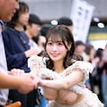 「ソーセージ握手会」が話題の人気絶頂アイドル③ 2枚目
